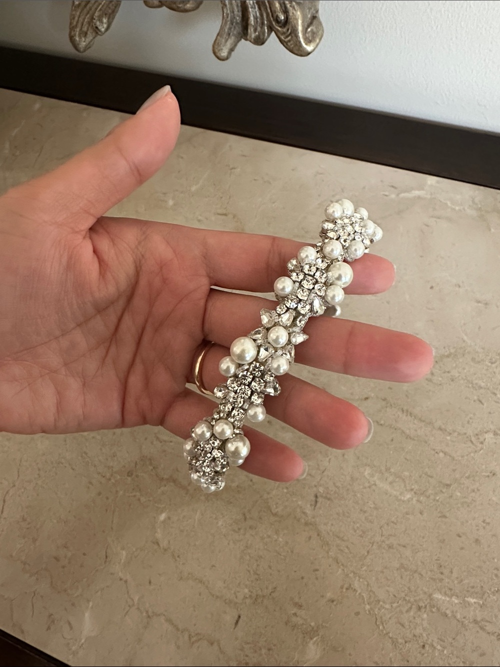 NWOT Deepa Gurnani Crystal Faux Pearl Headband